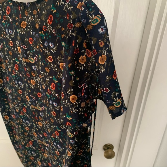 Pleione Shirt Womens Small Cold Shoulder Sleeves That Tie Navy Blue Floral Print - Picture 3 of 8